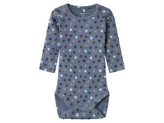 Name It blå body med print af stjerner 13235962 flint stone